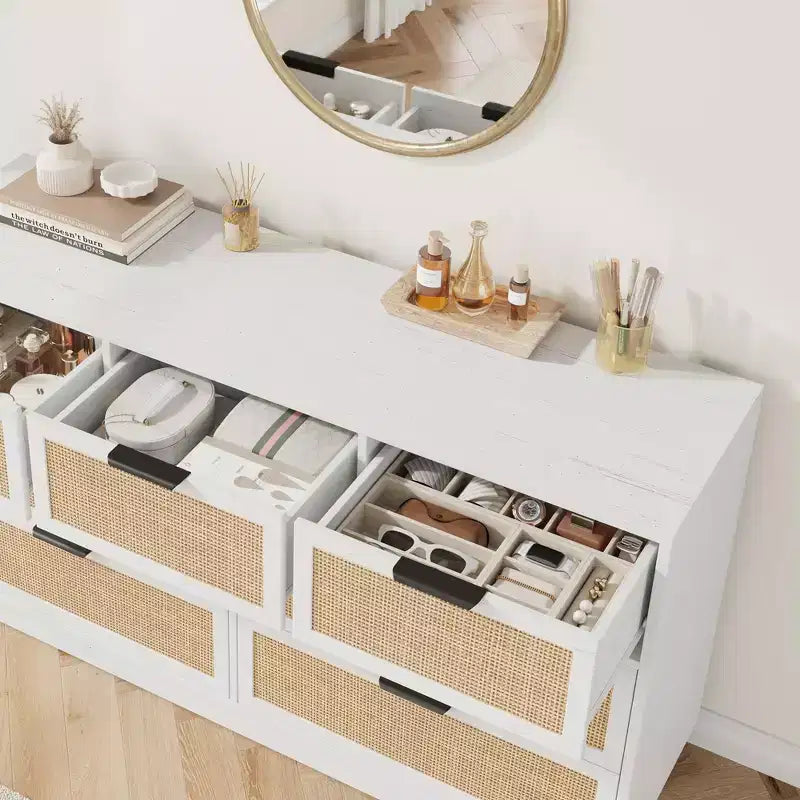 7 Drawer Rattan Dresser for Bedroom, Farmhouse Rattan TV Stand with 7 Storage Drawer,Modern Versatile Organizer for Bedroom,Entryway