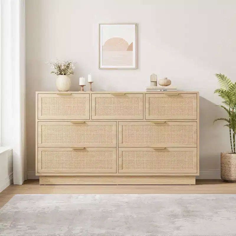 7 Drawer Rattan Dresser for Bedroom, Farmhouse Rattan TV Stand with 7 Storage Drawer,Modern Versatile Organizer for Bedroom,Entryway